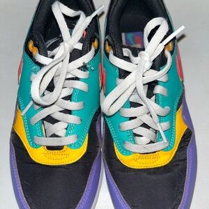 Nike Air Max 1 (windbreaker)